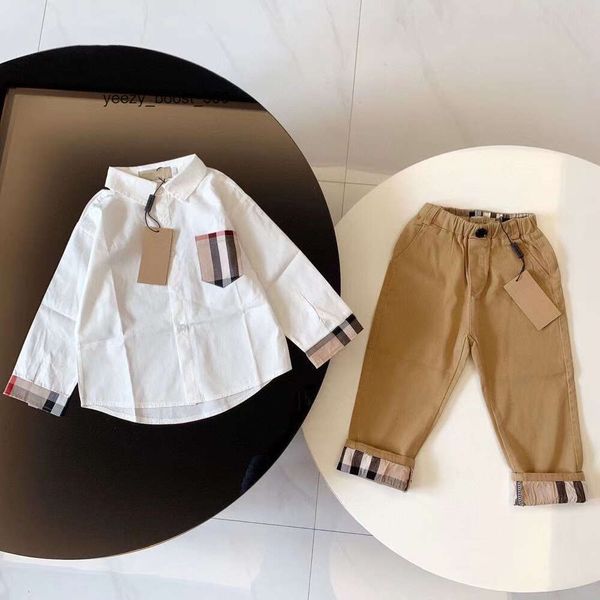 Burberrlies Baby-Sets, Mädchen-Jungen-T-Shirt, Kinder-Set, Designer-T-Shirt, Hose, Schuluniform, 2023, luxuriös, Sommer, Frühling, Langarm, mit Buchstaben, Umlegekragen