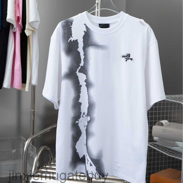 B Home Paris Correct High Version 24 Neues Modell Text Fragmented Kurzarm-T-Shirt mit weicher Textur und Paar-Stil