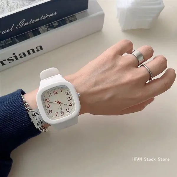 Relógios de pulso moda mulheres relógios quadrado dial relógio luxo senhoras quartzo silicone relógio feminino