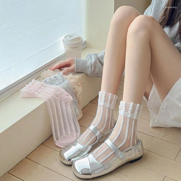 Frauen Socken Sommerkristallseide für ultradünne transparente vertikale Streifen Mittelröhren elastische Rüschen lässig Kurz gesagt