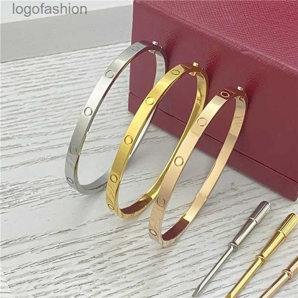 Designer -Armreifen für Frauen hochwertige 4 mm breite 6. Generation Goldmanschette Armband Titanstahl 18K Gold Silber Roségold Frauen Männer Armband Armband