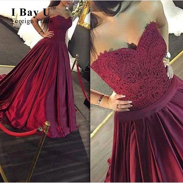 Abiti da festa I Bay U Maroon Lace Sweetheart Applique Abiti formali Sexy Backless Satin A Line Abito da sera Elegante lungo