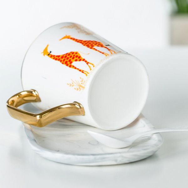 Animal Gold Flamingo Cat Penguin Ceramic Ceramic Tazza di caffè China Coppia di acqua di compleanno Coppia Coppia Coppia di compleanno Creative Birthday Regali