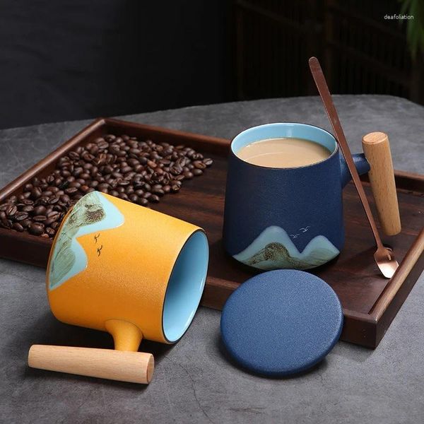 Tazze Manico in legno Tazza in ceramica con coperchio Tazza da tè retrò Filtro Separatore d'acqua Teiera Tazze da latte Porcellana cinese