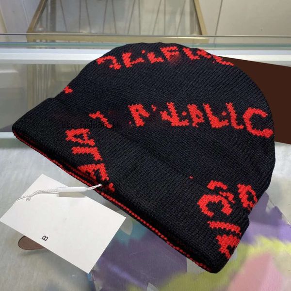 Balengiaga Ayakkabı Beanie Tasarımcısı Yeni Örme Şapka Moda Mektup Kapağı Popüler Sıcak Rüzgar Geçirmez Streç Yüksek Kalite 270 Baleciaga Beanie