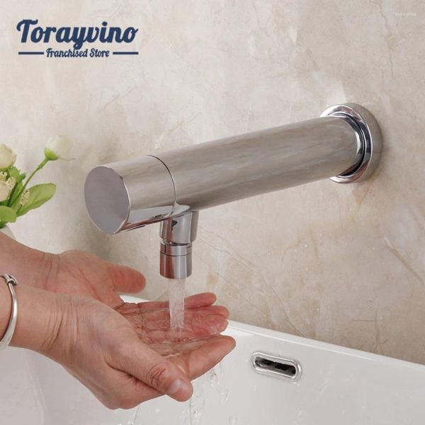 Rubinetti per lavandino del bagno Rubinetto con sensore per lavabo cromato lucido Montaggio a parete Rubinetto automatico a mano libera con tocco solo rubinetto freddo