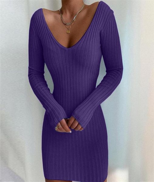 Lässige Kleider sexy Vneck Langarm Langarm Solid Purple Bodycon Pullover Kleid Frauen Herbst Winter Plus Größe Weiß Strick Mini Lady2109131