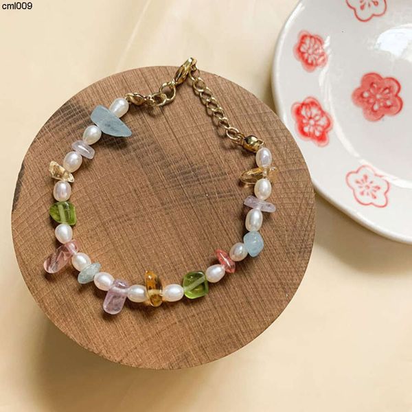 Frühlings- und Sommermonsunmode kreatives fremd gefärbtes natürliches Süßwasserstein -Perlenarmband Einfach elegant