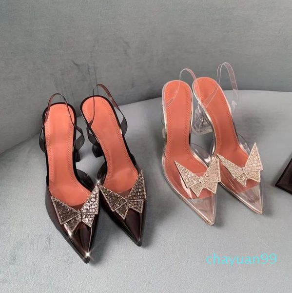 2024 Tasarımcı Kadın Sandalet Parlayan Kristal Cowhide Sole Lüks ve Güzellik 9.5cm Parti Kayması Kadın Ayakkabıları