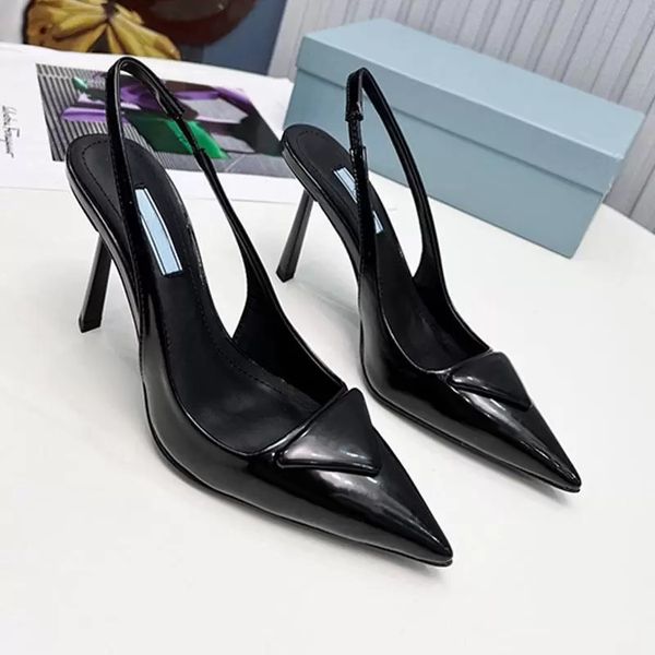 Designer de saltos Slingback Sandália de luxo para mulheres de salto baixo marcas vestido sapatos preto escovado bombas de couro nu branco patente couros tamanho EUR 35-42