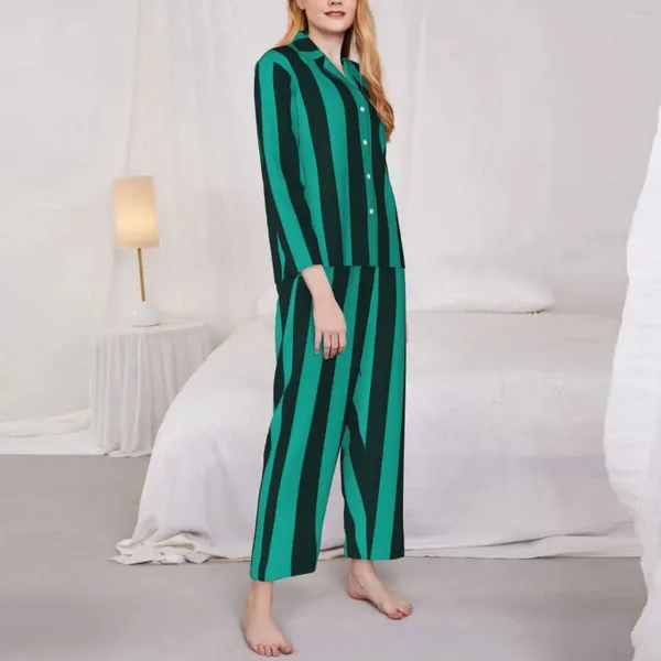 Abbigliamento per la casa Set pigiama a righe verticali verdi Linee nere primaverili Indumenti da notte giornalieri da donna 2 pezzi Abito modello oversize retrò regalo