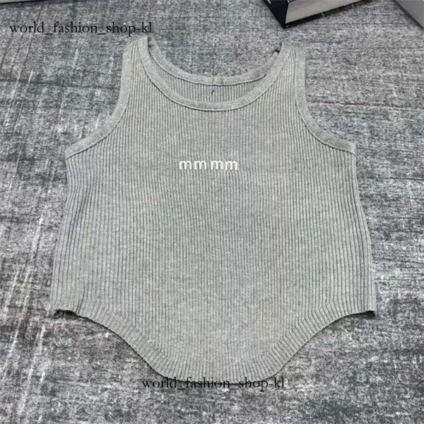 mui mui singlet woman tanktop gestreift gestrickte weste