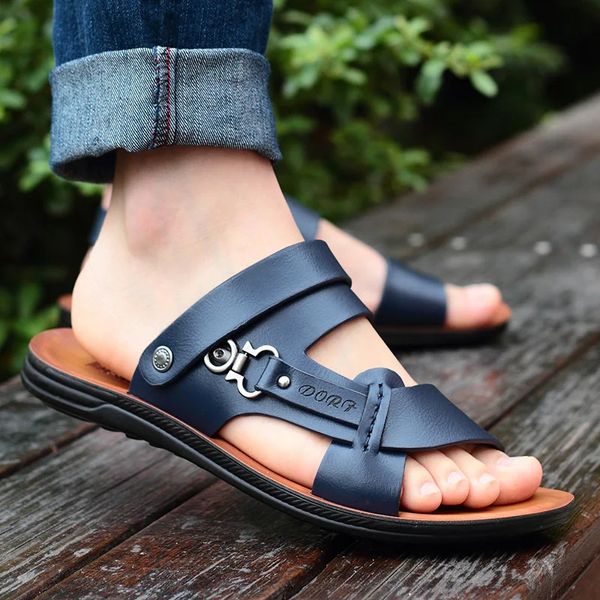 Mens yaz opentoed sandalet moda trend plaj ayakkabıları terlik deri 240322