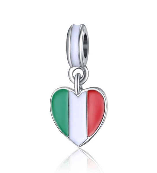 20 pezzi moda argento placcato smalto Italia bandiere cuore design lega di metallo fascino fai da te adatto braccialetto europeo collana bassa PED5068166