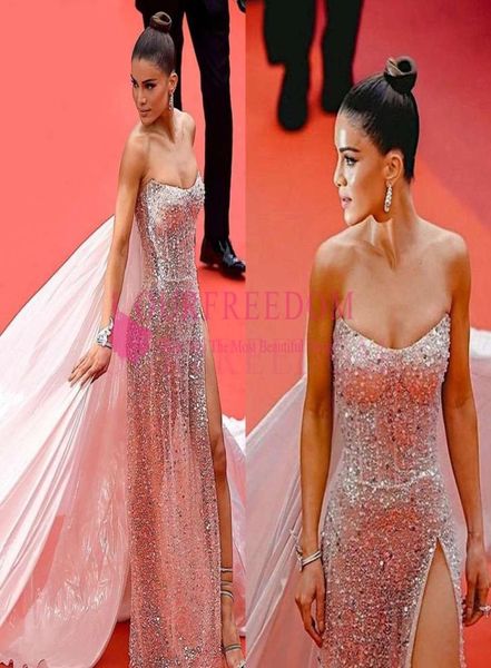 Festival de Cinema de Cannes 2019 Com Envoltório Vestidos de Celebridades Strapless Lantejoulas Sexy Side Split Ocasião Formal Vestidos de Ocasião de Noite C2130162