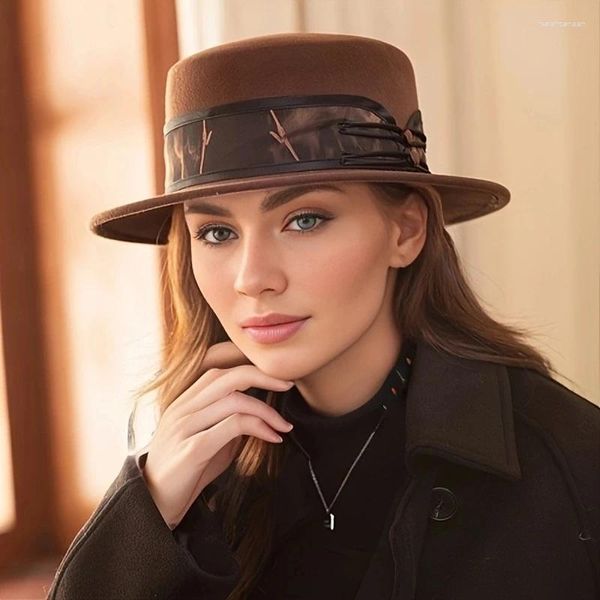 Berretti eleganti cappelli stile Fedora in lana tinta unita stile francese cappelli in feltro con sommità piatta cappello alla moda per le donne autunno inverno