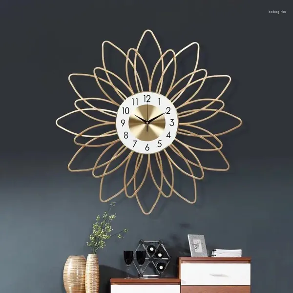 Relógios de parede Modern Simples Ouro Sala de estar Luxo Arte Relógio Criativo Metal Horloge Murale Relógio Vintage Grande Decorativo C6T