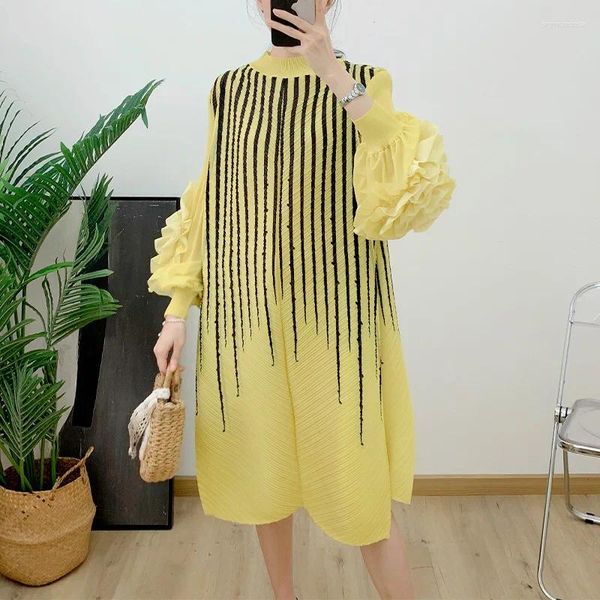 Sıradan Elbiseler Miyake Folds 2024 İlkbahar/Yaz Tabağı Çiçek Elbise Moda Yarı yüksek boyun gevşek baskı diyagonal pilili taban etek