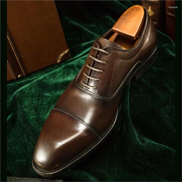 Sapatos de vestido tamanho 6 a 10 homens oxford couro genuíno artesanal preto lace-up brogue clássico boné toe casamento formal para homens