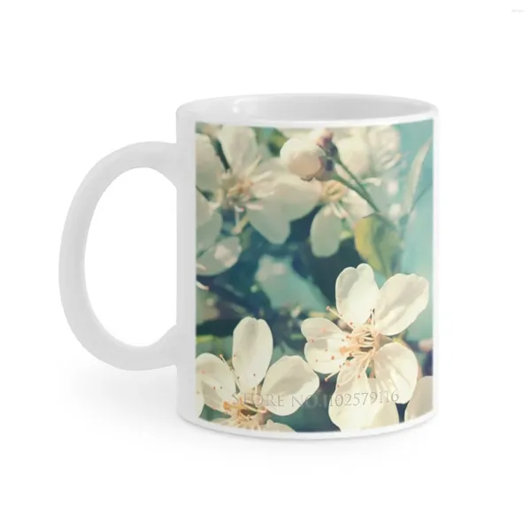 Canecas Flor de cerejeira xícara de café branco caneca de chá de leite 11 onças começando amarelo laranja azul verde planta flor