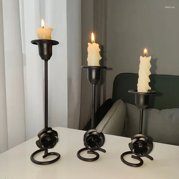 Castiçais requintado flor de metal estilo europeu esculpido à luz de velas jantar castiçal suporte de casamento fontes de festa