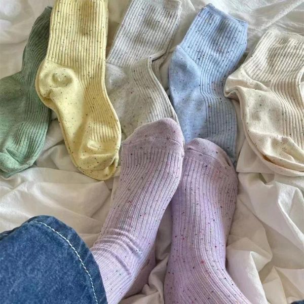 Kadın Çorap Orta Tüp Pamuk Four Seasons Çoraplar Slip Olmayan Spor Dot Gezodyası Dikey Şerit Şerit Yumuşak Çorap