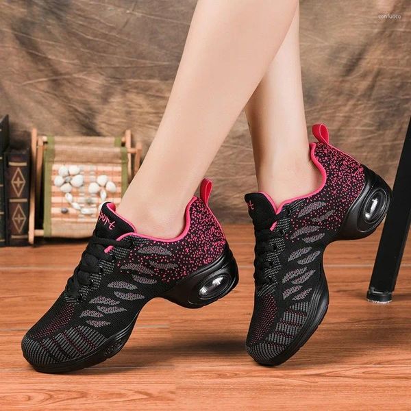 Scarpe casual da donna in mesh traspirante danza quadrata jazz ragazze sneakers con fondo morbido rosso nero