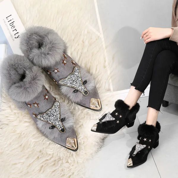 Сапоги новая зимняя женщина кроличьи мех снежные ботинки дамы моды металлические туфли с заостренными туфель