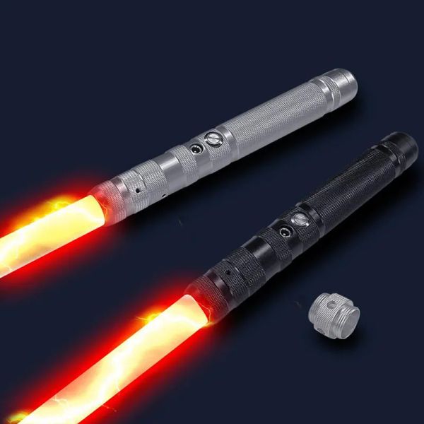 Световой мечки RGB 7 Colors Metal Harder Laser Sword Светлый тяжелый дуэльный звук два в одной световой ручке Metel светодиодные USB -зарядные игрушки