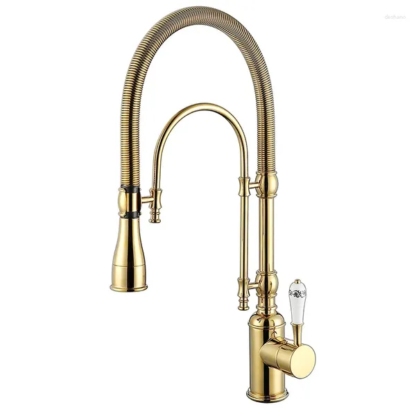 Torneiras de cozinha Estilo Europeu Latão Ouro / Cromado Torneira Pull Out Spring Sink Mixer Multi-função Rotativa Torneira de Água Deck Mounte