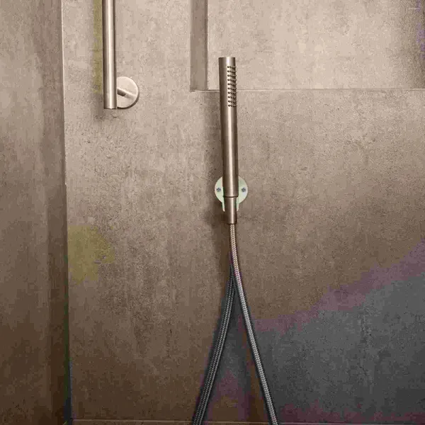 Set di accessori da bagno Staffa per soffione doccia in acciaio inossidabile Supporto regolabile per montaggio a parete con viti