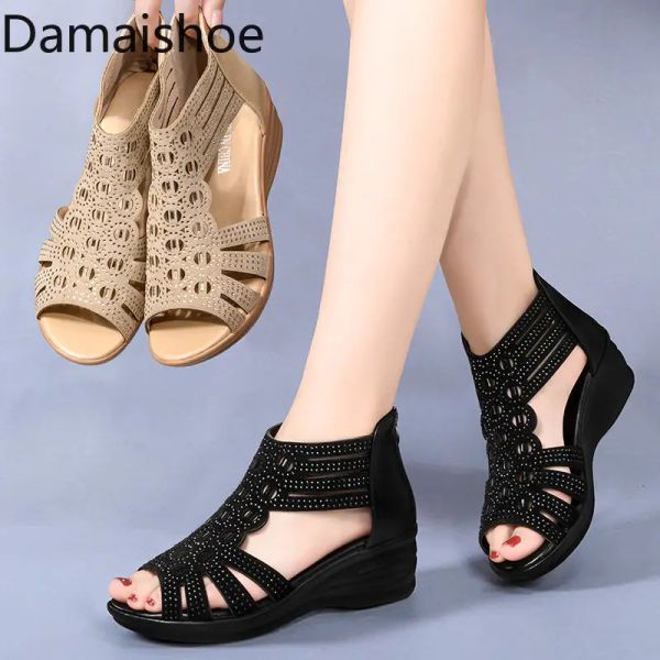 Stiefel Frauen Sandalen Sommer Keilabsatz Neue römische Mutter Strass -Strass -Peep -Zehen mit mittleren Heels Weiche Bottom Open Toe Middlead Sandalenstiefel