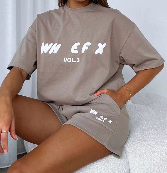 Camiseta de grife mulher branca Foxx set tracksuit letras inglês tshirt white Foxs Sportswear Mens T camisetas de duas peças conjunto de shorts 479