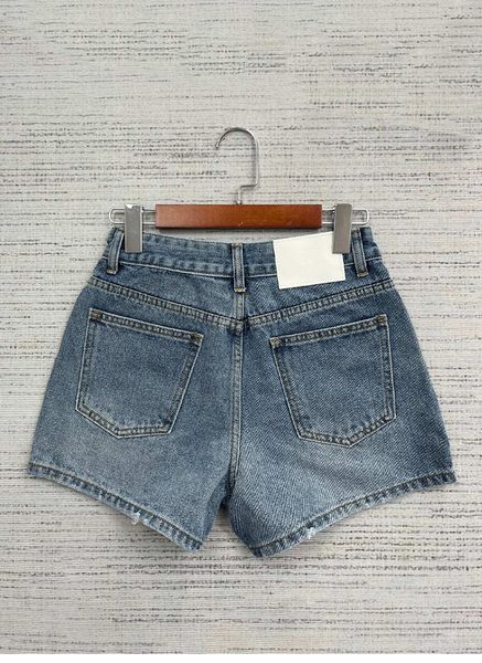 Женские дизайнерские джинсы шорты шорты лето -новый дизайн полного печати с блестками на заднем кармане.