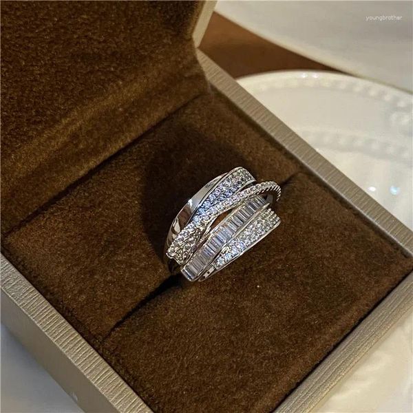 Кластерные кольца легкие роскошные серебряные цирконы. Универсальное винтажное личность Женская тонкая регулируемое указательное кольцо пальца.