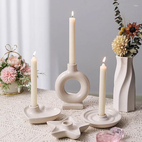 Titulares de velas Cerâmica porcelana branca Decorações de casamento de castelas Candelabra minimalista Scandi Design