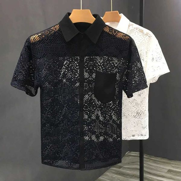 Camisetas masculinas masculas Hollow Sexy Lace Casual Casual de Manga Curta Olhando através de 2024 Novo Gênero Free Fashion Edition Trendência Retro Retro UNISSISEX J240402