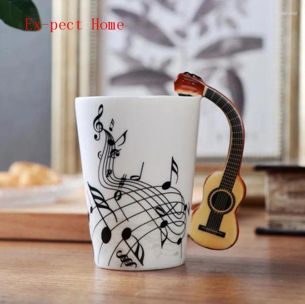 Tumblers 60 pçs / lote Novidade Estilos Música Nota Guitarra Cerâmica Copo Personalidade Leite Suco Caneca Café Chá Home Office Drinkware