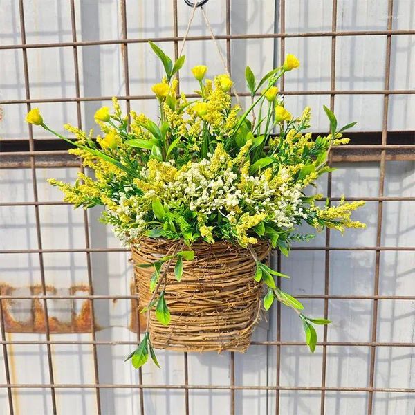 Dekorative Blumen Frühling Sommer gelbe Berry Wildblumen -Tür Hanges Korbkranz Seiden Rattan Designs Kränze für die vordere Dekoration