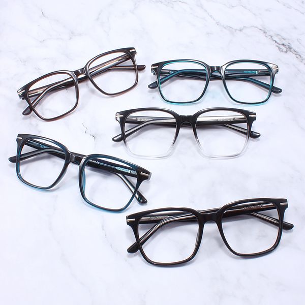 P8055 Classificação de dobradiça de mola transfronteira Homens e mulheres com copos planos de armação redonda podem ser equipados com óculos leves anti-azul miopia