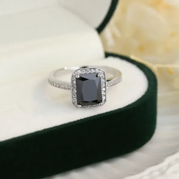 Anéis de cluster luz luxo esterlina 925 anel de prata com quadrado preto gem pedra decoração versátil estilo requintado para homens e mulheres
