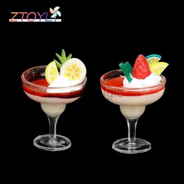 Küchen spielen Food 2PCS Mini Drink Ice Cream Cups Modell so tun Spiele Mini Food Doll Accessoires Fit Play House Toy Dollhouse Miniatur 2443