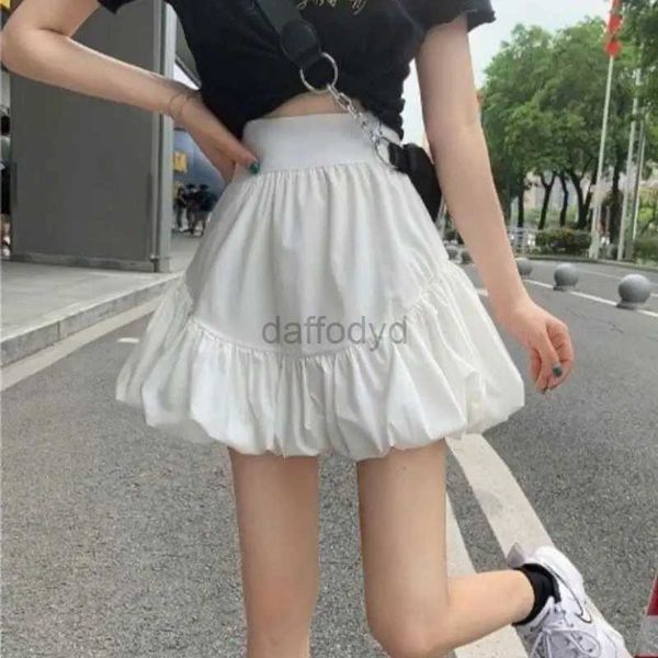 Vestidos sexy urbanos Novo verão de cintura alta saia preta emagrece pequena saia de bolhas bolhas de uma saia feminina de linela doce garotas lindas mini saias 240403