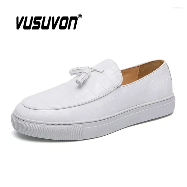 Sapatos casuais homens mocassins divididos em couro 38-47 moda respirável de moda de verão macio de verão branco vestido de malha andando os sapatilhas