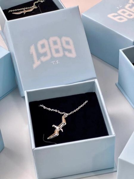 Pingentes 2024 Colar de gaivota de prata esterlina de alta qualidade para mulheres 1989 Personalidade de lembrança I Presente de cadeia de clavícula