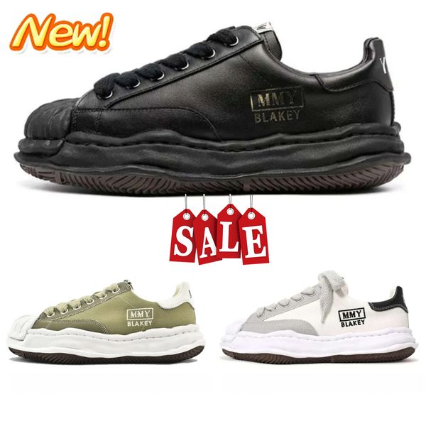 Designer New Lace Up Moda Sapatos casuais masculinos e femininos Sapatos casuais Sapatos esportivos resistentes a roupas brancas pretas Tamanho 36-45