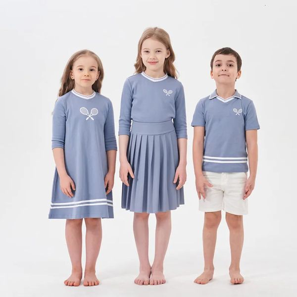 Пополненная AP Print Casual Clothing Дети мальчики девочки весна лето хлопковое ка простое спортивное семейное семейство одежда для детской рубашки 240403