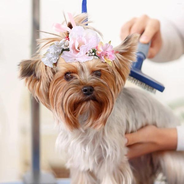 Vestuário para cães colarinho de gatinho de vestuário decorar flores artificiais de aparência real adorável trajes de plástico para animais de estimação