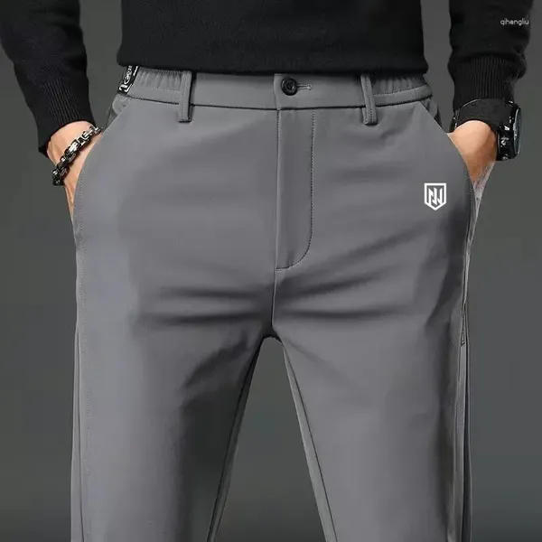 Pantaloni da uomo Abbigliamento da golf casual di alta qualità 2024 Abiti primaverili Moda Gamba dritta con forza elastica