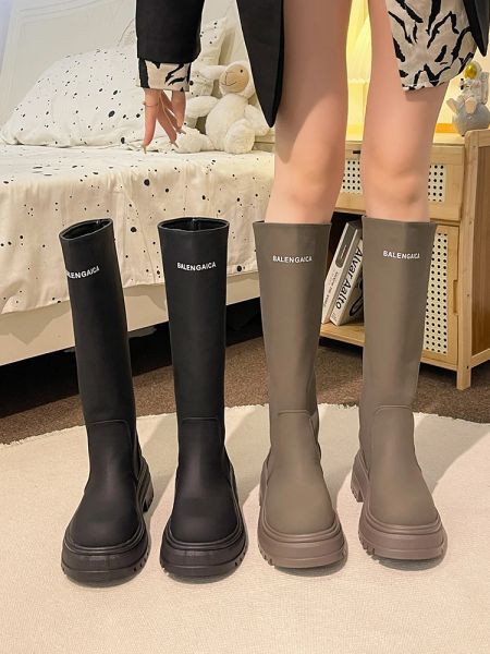 Botas de borracha de botas de borracha feminina redonda de dedo bootswomen entupidas plataforma sapatos femininos coxa sexy saltos altos altos designers de luxo chuva sti